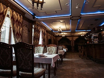 бар в заміському комплексі Forest Club Sherwood біля Умані