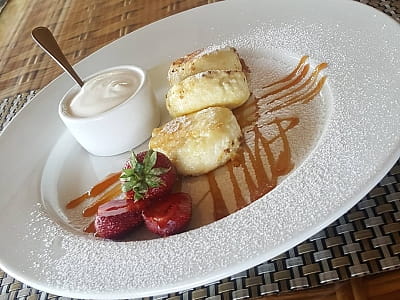 Страви ресторану в заміському комплексі Forest Club Sherwood біля Умані