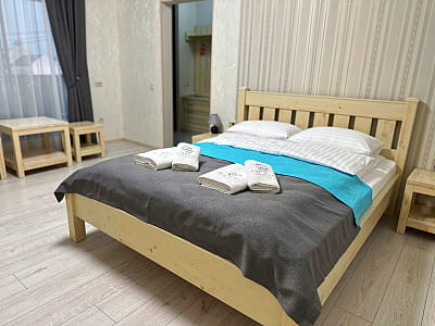 комфортні номери різних категорій в комплексі IVORY Resort & Spa у місті Виноградів, що у Закарпатській області