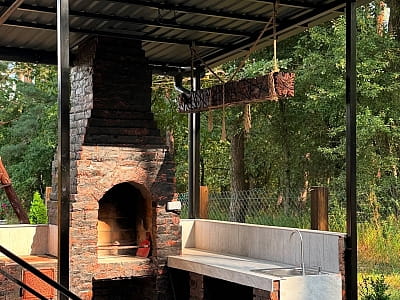 зона мангалів в заміському комплексі Пан Чан біля Золотоноші 