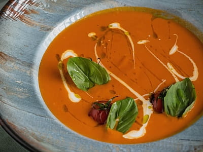 ресторан в заміському комплексі Riverwood Relax Park серед мальовничих соснових лісів села Мошни Черкаської області