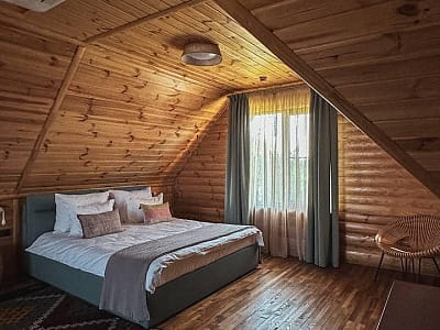 котеджі та будиночки у заміському комплексі «Родосвіт» у мальовничому селі Житні Гори Київської області