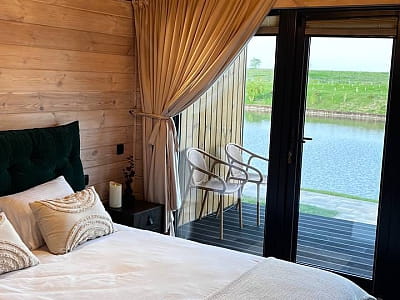 котеджі та будиночки у заміському комплексі «Родосвіт» у мальовничому селі Житні Гори Київської області