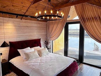 котеджі та будиночки у заміському комплексі «Родосвіт» у мальовничому селі Житні Гори Київської області