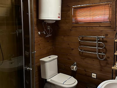 номери та бунгало в комплексі Selena Family Resort біля Черкас