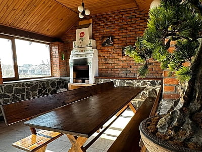 альтанка в заміському комплексі Villa Village у селі Слобода біля Черкас