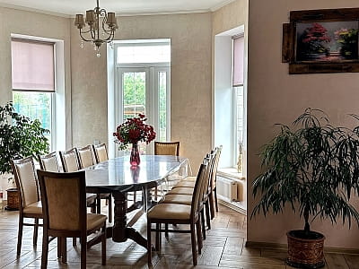 будинок на 12 спальних місць з обладнаною кухнею в заміському комплексі Villa Village у селі Слобода біля Черкас