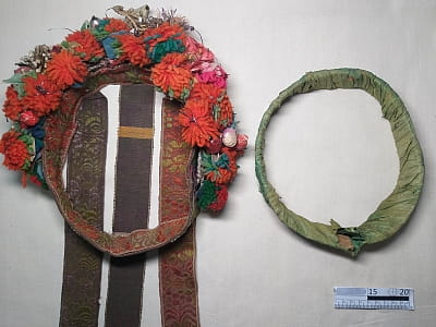 Дівочий вінок 19 століття з Чигиринщини в національному музеї декоративного мистецтва України