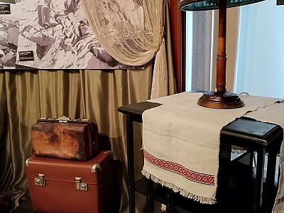 Музей окупації Києва — експозиція про окупаційні режими XX століття, опір киян, терор та руйнування міста. Документи, артефакти й VR-виставка «Бабин Яр».