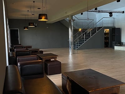 SPORTOHOTA — це сучасний заміський комплекс у Черкасах, розташований просто на березі Дніпра.