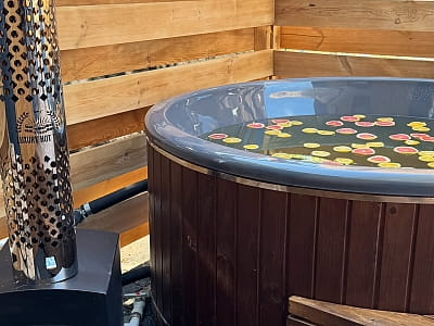 Чан що входить у вартість BarnHouse в заміському комплексі SPORTOHOTA в місті Черкаси