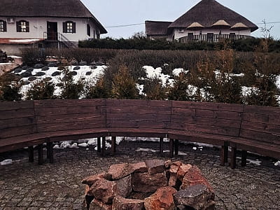 альтанка в заміському комплексі Хутір «Козацька Долина» у селі Карбівка Кіровоградської області