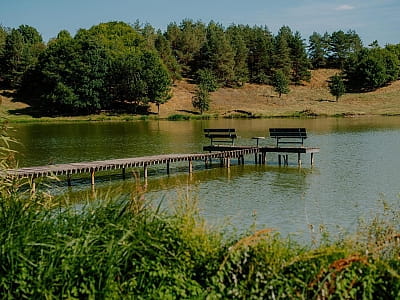 озеро в заміському комплексі Хутір «Козацька Долина» у селі Карбівка Кіровоградської області