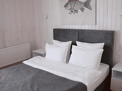 затишні номери та котеджі в заміському комплексі Balka Eco Club у мальовничому куточку Полтавської області, серед природи, тиші та водної гладі