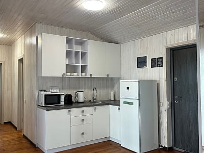 затишні номери та котеджі в заміському комплексі Balka Eco Club у мальовничому куточку Полтавської області, серед природи, тиші та водної гладі