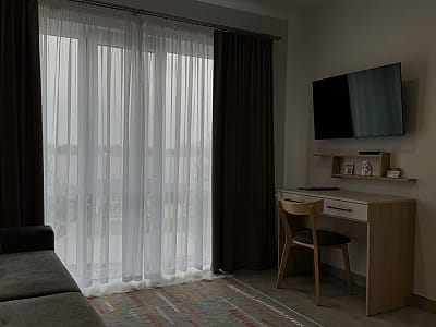 затишні номери та котеджі в заміському комплексі Balka Eco Club у мальовничому куточку Полтавської області, серед природи, тиші та водної гладі