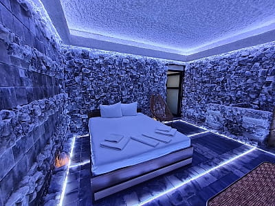 проживання в соляній печері в заміському комплексі Bulanovo в селі Буланове Полтавської області