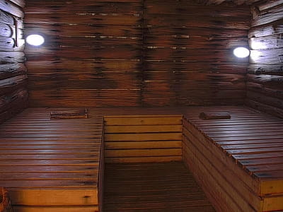 лазня на дровах в заміському комплексі Bulanovo в селі Буланове Полтавської області