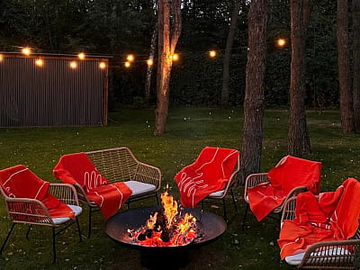 Fireplace в заміському комплексі DOM у Київській області