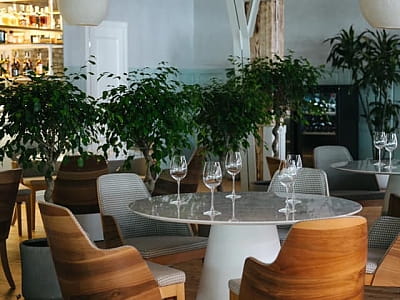 ресторан в заміському комплексі DOM у Київській області