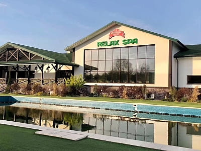 Готельно-ресторанний SPA-комплекс «Лубенська Слобода» розташований у мальовничому куточку Полтавщини, лише за два кілометри від історичного міста Лубни. 