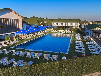 Готельно-ресторанний SPA-комплекс «Лубенська Слобода» — це продуманий простір для відпочинку, оздоровлення та подій на Полтавщині.