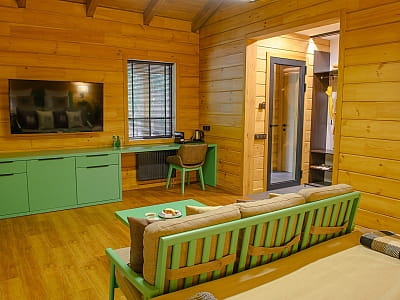 номери та котеджі в заміському комплексі «Мис Доброї Надії» в селі Глоди Полтавської області на березі річки Ворскла