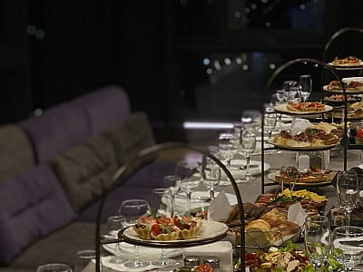 ресторан в заміському відпочинковому комплексі «Панорама HILL» у селі Горішня Вигнанка біля міста Чортків