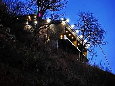 ресторан в заміському відпочинковому комплексі «Панорама HILL» у селі Горішня Вигнанка біля міста Чортків