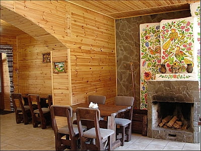 кафе в заміському комплексі «Перший Кордон» в селі Медведівка Черкаської області