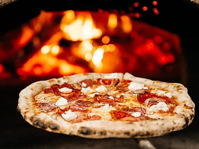 страви ресторану в комплексі відпочинку «Пляж» в місті Тернопіль 