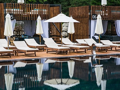 відкритий літній басейн в комплексі відпочинку «Пляж» в місті Тернопіль 