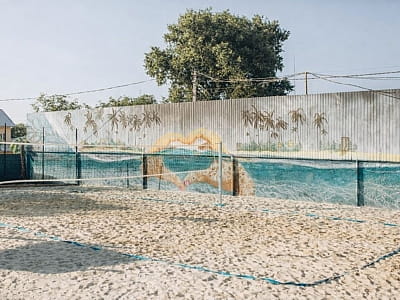 волейбольний майданчик в комплексі відпочинку «Пляж» в місті Тернопіль 