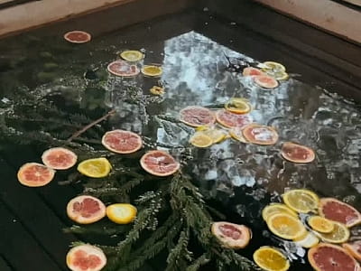 чани джакузі в заміському комплексі "Смерекова Хата" в селі Кімната Тернопільської області