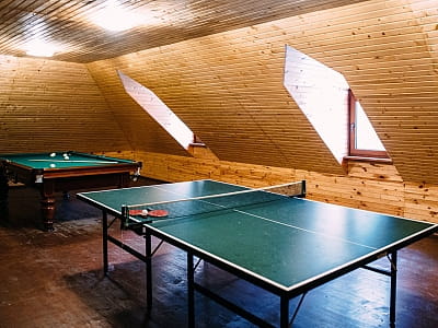 більярд та настільний теніс в заміському комплексі "Смерекова Хата" в селі Кімната Тернопільської області