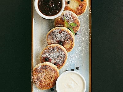 страви ресторану «М’ята & Мед» в заміському комплексі "Смерекова Хата" в селі Кімната Тернопільської області