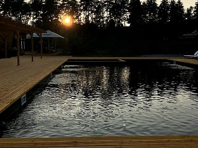 літній відкритий басейн в заміському комплексі «Точка Збору» в селі Терентіївка Полтавської області