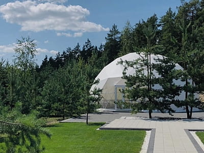 шатро купол в заміському комплексі «Точка Збору» в селі Терентіївка Полтавської області