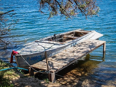 прогулянки на човнах в заміському комплексі Зелена садиба Ділієва в місті Олександрія