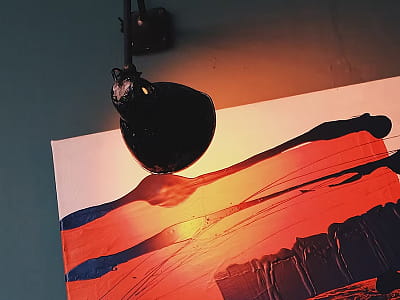 Музей Ідей у Львові — жива галерея та мистецька лабораторія, де ідеї не зберігаються мовчки за вітринами, а народжуються, розвиваються й перетворюються на події, виставки та проєкти