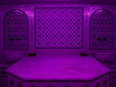 Мароканська лазня - хамам в заміському комплексі «Потоки Хауз» у мальовничому куточку Полтавщини, на березі річки Дніпро, у селі Кам’яні Потоки поблизу Кременчука.