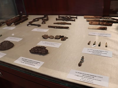 нікальні пам’ятки історії, археології, природи та мистецтва, що відображають розвиток краю від прадавніх часів до сучасності у центральноукраїнському обласному краєзнавчому музеї у Кропивницькому