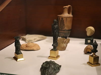 нікальні пам’ятки історії, археології, природи та мистецтва, що відображають розвиток краю від прадавніх часів до сучасності у центральноукраїнському обласному краєзнавчому музеї у Кропивницькому