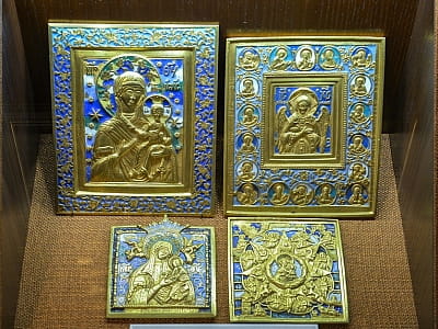 нікальні пам’ятки історії, археології, природи та мистецтва, що відображають розвиток краю від прадавніх часів до сучасності у центральноукраїнському обласному краєзнавчому музеї у Кропивницькому