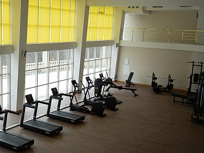 фітнес-зал у заміському комплексі ARDEN PALACE Medical Resort & SPA у селищі Сатанів Хмельницької області