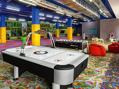 дитяча ігрова зона в заміському комплексі ARDEN PALACE Medical Resort & SPA в селищі Сатанів Хмельницької області