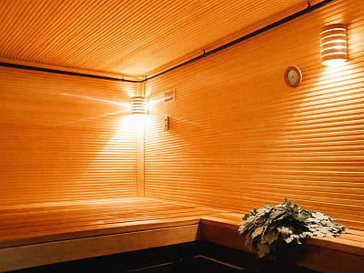 Лазня на дровах в заміському комплексі ARDEN PALACE Medical Resort & SPA в селищі Сатанів Хмельницької області