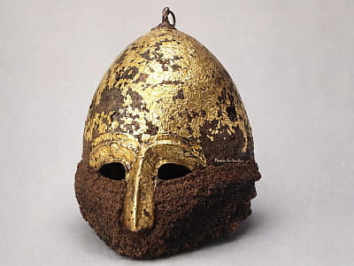 шолом із позолотою знайдений в Чингульському кургані