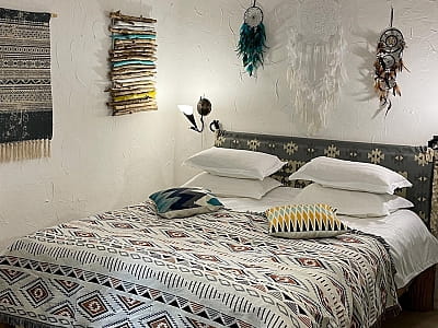 готельні номери в заміському комплексі «Ягода-Малина» в селі Головчинці Хмельницької області