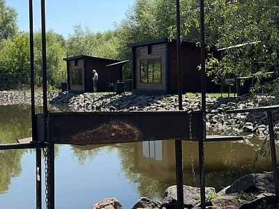Будиночки з мангалами у заміському комплексі «Zatyshne» у Хмельницькому
